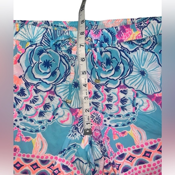 NWOT Lilly Pulitzer Katia Mid Rise 5” Shorts Once Upon A Time Bali Blue Medium - Picture 10 of 11